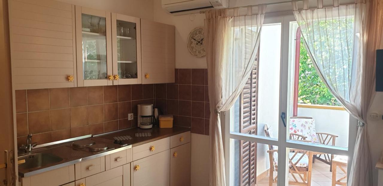 Apartment Tonci Rab Town Extérieur photo