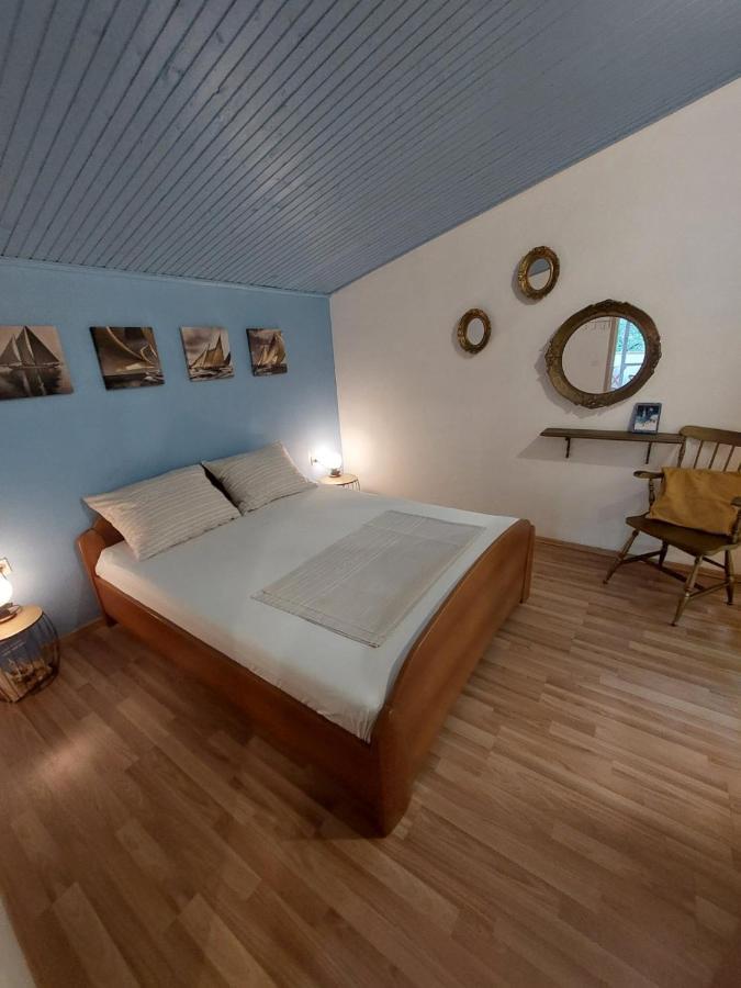 Apartment Tonci Rab Town Extérieur photo