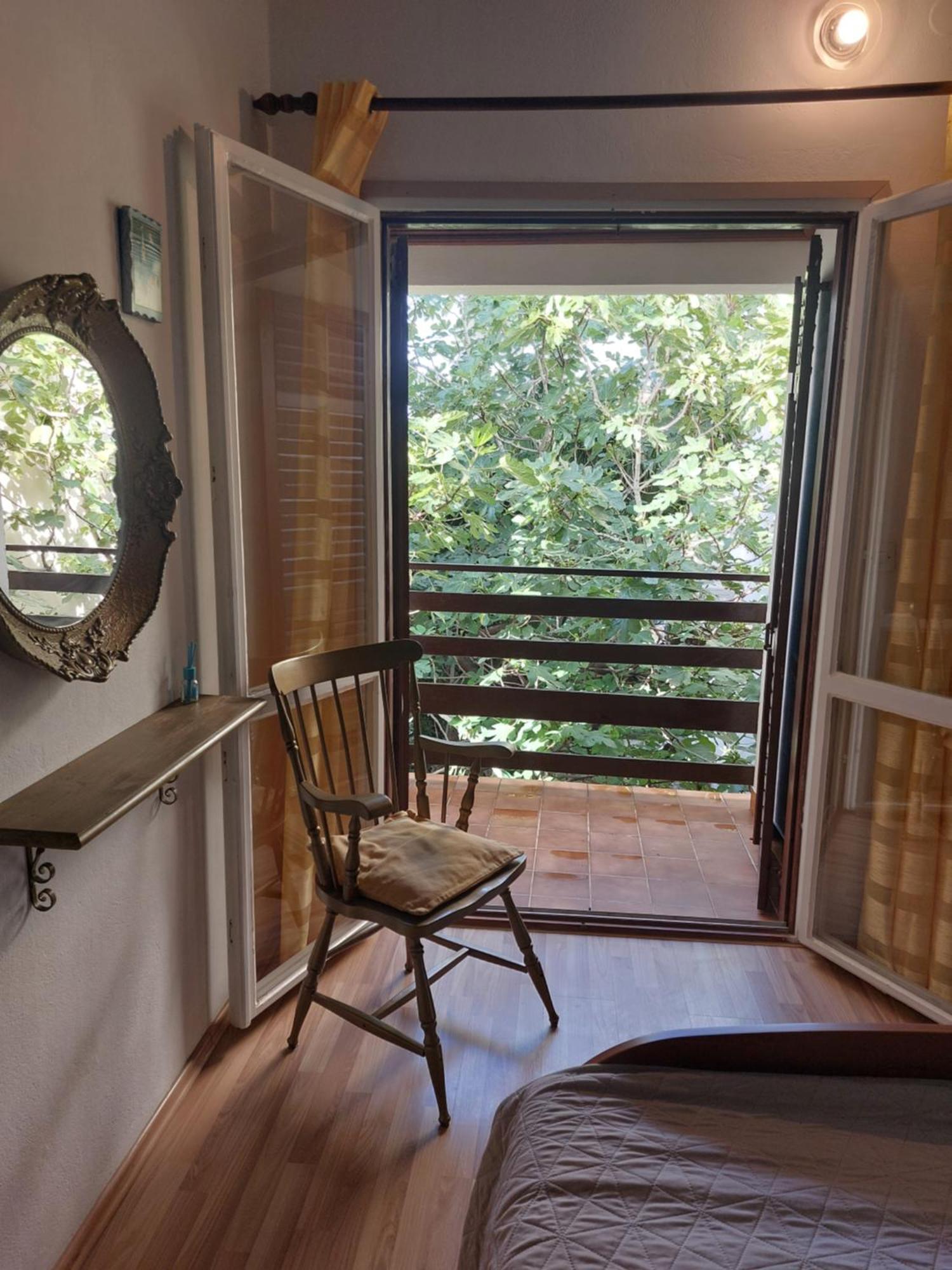 Apartment Tonci Rab Town Extérieur photo